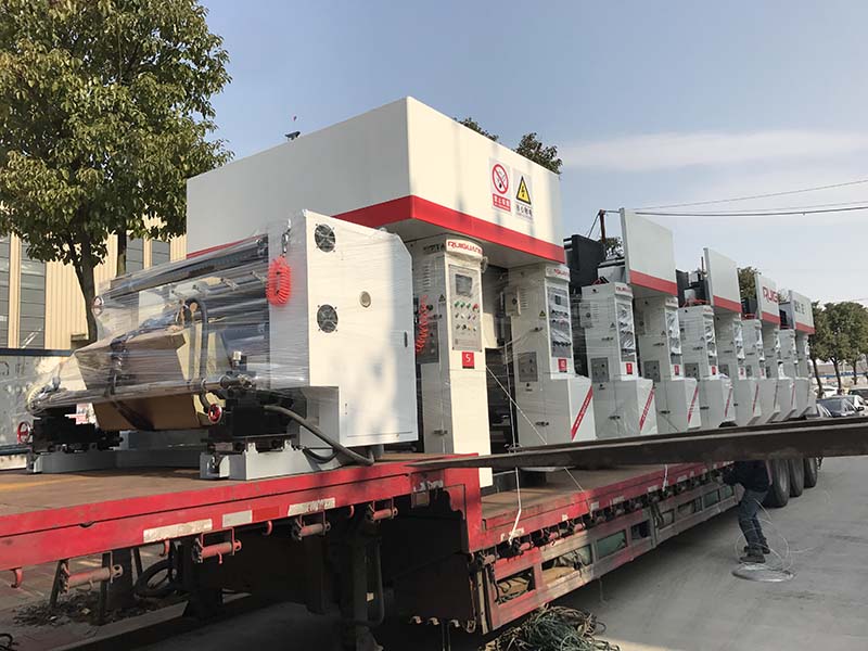 2臺(tái)吹膜機(jī)，1臺(tái)8色印刷機(jī)，發(fā)貨